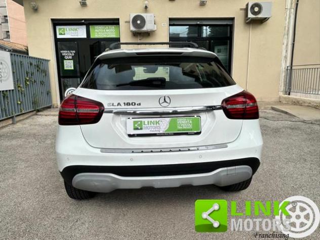 MERCEDES-BENZ GLA 180 PREMIUM AUTOMATICA rif. 24208894 - Foto 9