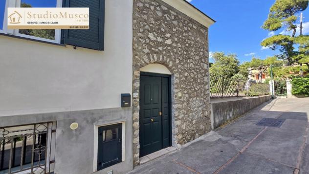 VILLA di 11 vani e di 231 mq (CAPRI) rif. CVVTP - Foto 2