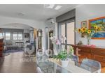 Attico / Mansarda di 176 m² con 5 locali e box auto in vendita a Milano