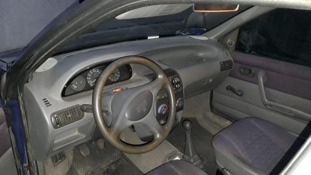 RICAMBI USATI AUTO FIAT Punto Berlina 5P 176b2000 benzina 1.1 (9399)