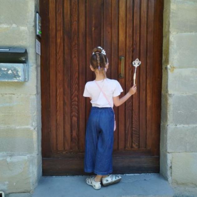 Flavia cerca una babysitter - lavoro da babysitter a Firenze
