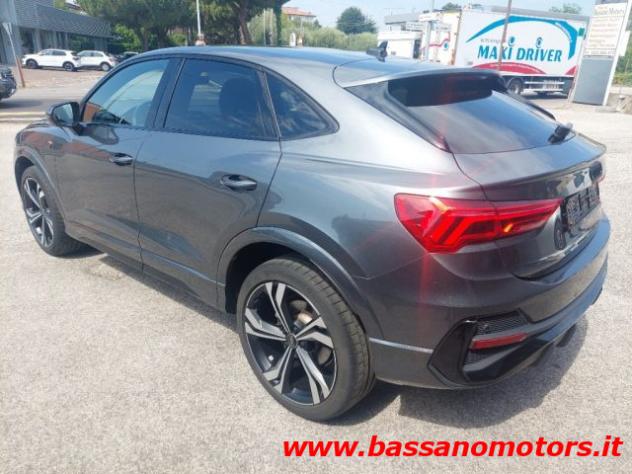 AUDI Q3 SPB 35 TFSI S tronic S line edition Identity Black rif. 23935721 - Foto 4