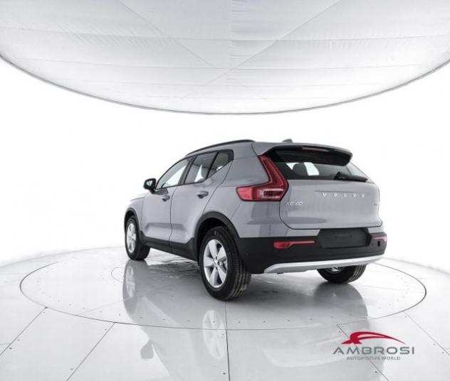 VOLVO XC40 B3 Mild hybrid Benzina Essential rif. 23986878 - Foto 4