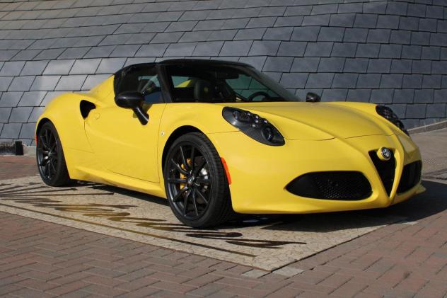 Alfa Romeo 4C 1750 TBi Spider "GIALLO PROTOTIPO" - Foto 2