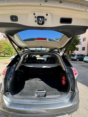 vendo nissan Xtrail 1600 cv - Foto 4