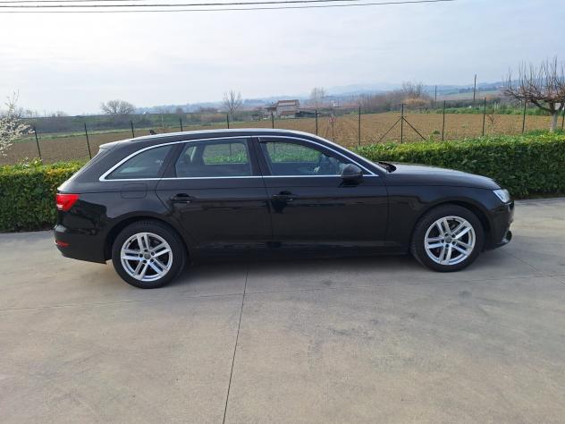Audi A4 Avant 2.0 TDI 150 CV ultra Sport - Foto 3