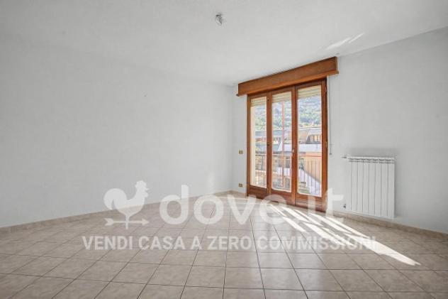 Appartamento di 89 m² con 3 locali e box auto in vendita a Lavena Ponte Tresa - Foto 4