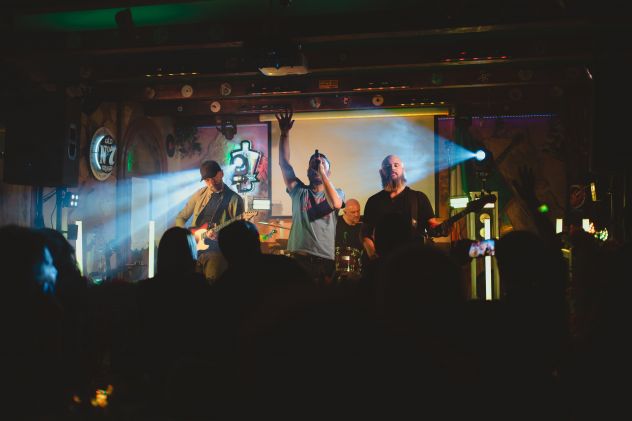 25/04 :MyPlay - Coldplay Tribute live @ San Michele al Tagliamento - 25 aprile 2026 - Foto 3