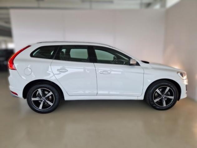 VOLVO XC60 VOLVO XC60 D3 Geartronic R-design rif. 23692854 - Foto 3