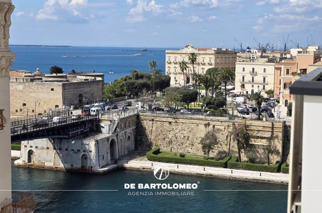 PRESTIGIOSO APPARTAMENTO C.SO UMBERTO ANGOLO CORSO DUE MARI - Foto 9