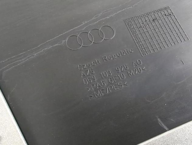 059103925AG RIVESTIMENTO COVER COPRI MOTORE AUDI A4 3.0 D 176KW (2008) RICAMBIO USATO - Foto 6
