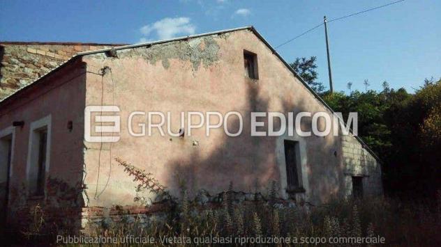 Terreno di 1110 mq in vendita a Luzzi - Rif. 4550066
