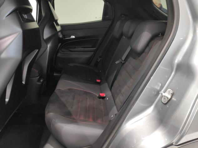 Alfa Romeo Junior Junior 1.2 145 CV Hybrid eDCT6 Q4 SPORT*SEDILI SABELT e VOLANTE SPORTIVO* - Foto 6
