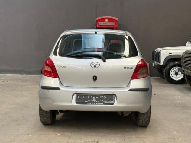 TOYOTA Yaris 1.0 5 porte Sol rif. 23895925 - Foto 5
