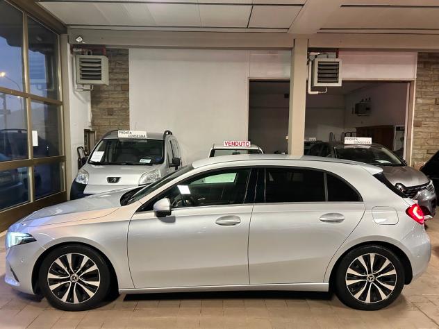 MERCEDES Classe A (W177) A 180 d Automatic Business Extra - Foto 7