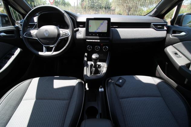 Renault Clio 5p 90cv Techno|26.800KM|2025 - Foto 8