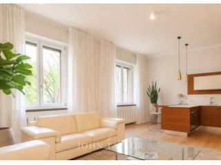 Appartamento di 75 m² con 5 locali in affitto a Milano