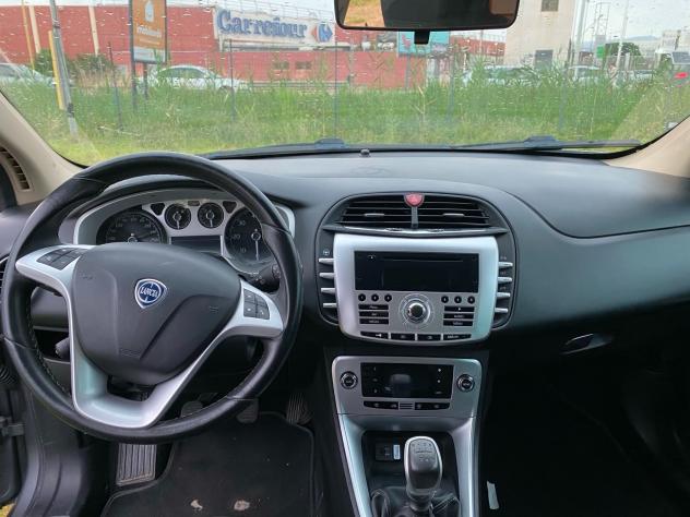 Lancia Delta 1.6 MJT DPF Gold - Foto 6