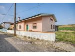 Casa indipendente di 265 m² con più di 5 locali e box auto doppio in vendit &hellip;