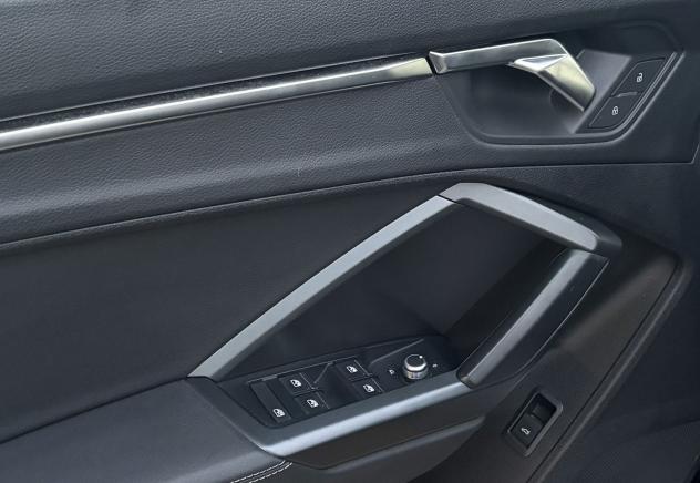 Audi Q3 SPB S line interno ed esterno 2.0 TDI 150CV S-Tronic quattro 35 - Foto 9