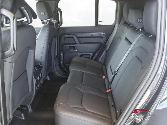 LAND ROVER Defender AWD 5DR SWB X-Dynamic SE 200PS Auto rif. 23734768 - Foto 8
