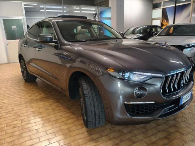 MASERATI Levante 2022 HYBRID 4X4 DA 330 CV TETTO APRIBILE rif. 24102297 - Foto 6