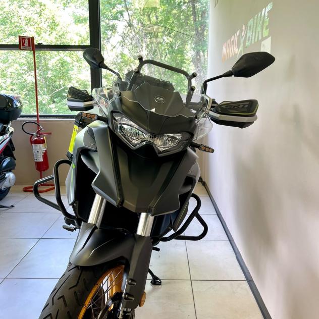 QJ Motor SRT 700 null - Foto 4
