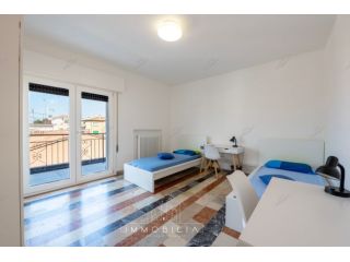 2 Posti Letto per Studentesse in Appartamento Ristrutturato Vicino a Venezia