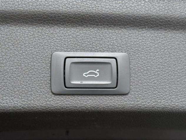 AUDI Q3 SPB 35 TDI rif. 24182091 - Foto 8