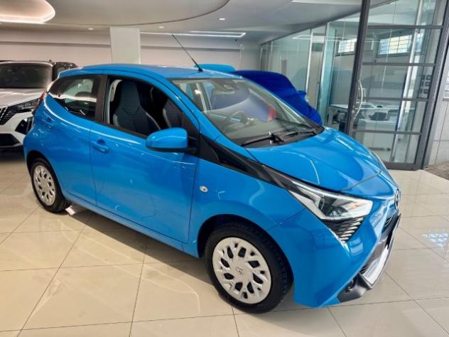 TOYOTA Aygo Connect 1.0 VVT-i 72 CV 5 porte x-cool rif. 22330102 - Foto 6