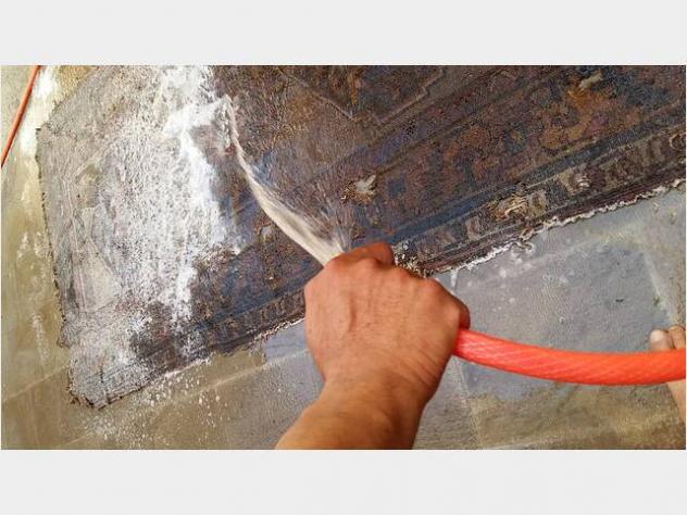 Lavaggio Tappeti Persiani e restauro tappeti a Mogliano Veneto - Foto 3
