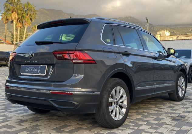 Volkswagen Tiguan Life 2.0 TDI 122 CV - Foto 4
