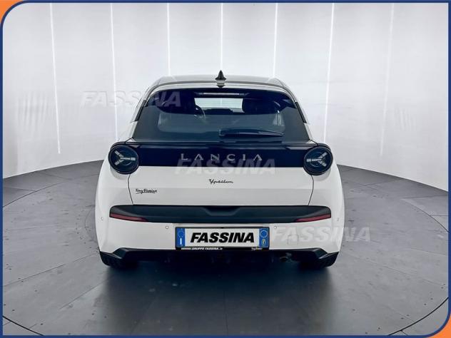 Lancia Ypsilon Hybrid e-DCT - Foto 5