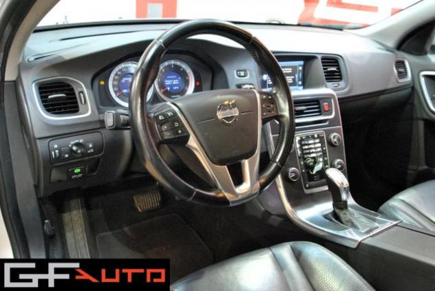 Volvo V60 V60 I 2010 2. R-design * INTERNI IN PELLE * - Foto 5