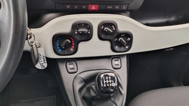 FIAT Panda 1.0 FireFly 70cv S&S Hybrid Pandina - Foto 6