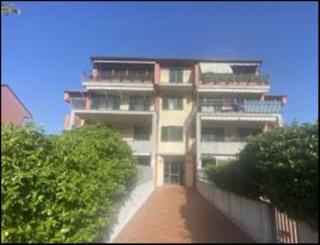 Immobile in asta di 23 m², box auto in vendita a Baronissi - Foto 2