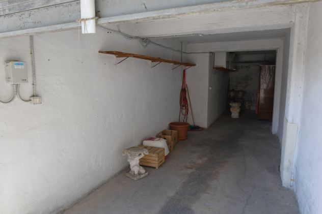 GARAGE in Vendita a Fermo Viale XXV Aprile, 38 € 15.000 20 m - Foto 8