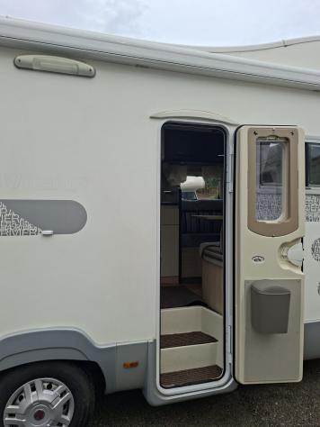 CAMPER CI DUCATO MANSARDATO 6 POSTI DINETTE TRASVERSALE GARAGE CLIMATIZZATORE FOTOVOLTAICO WEBASTO CAMPEGGIO USATI GENERALI 1779 - Foto 5