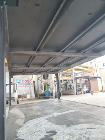 TAVOLO DA OFFICINA CON MORSA USATO - Foto 4