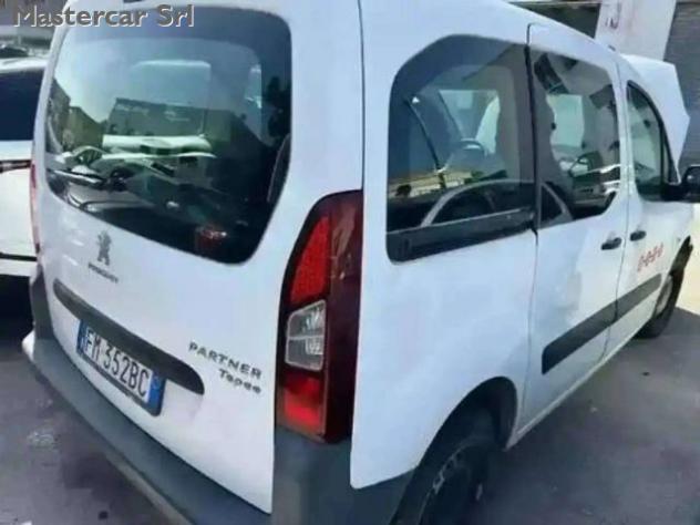 PEUGEOT Partner Tepee 1.6 BLUEHDI 75CV 5 posti N1 E6 - FM352BC rif. 23925185 - Foto 4