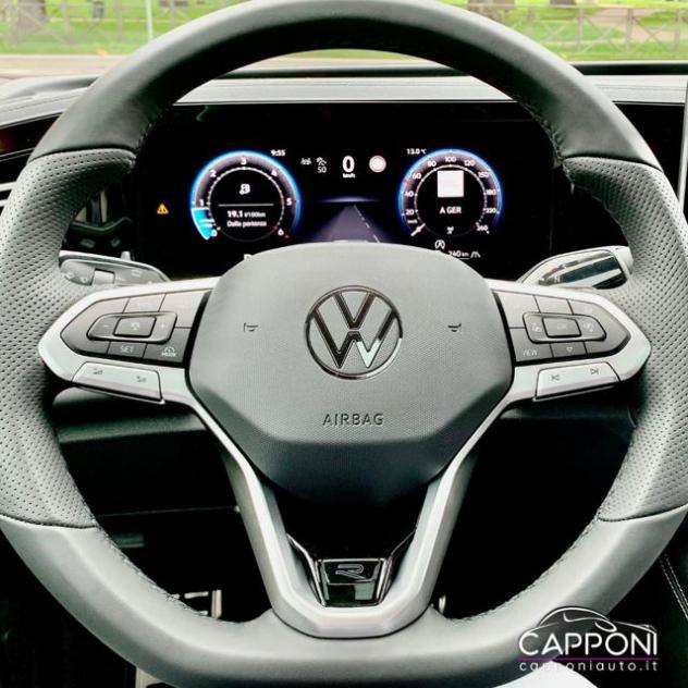 VOLKSWAGEN Tiguan 2.0 TDI 193 CV DSG 4MOTION R-Line rif. 24112957 - Foto 8