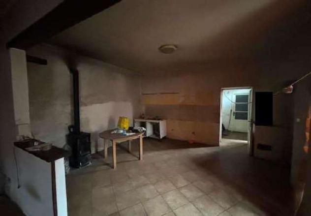 180/2023 U VA - Porzione di casa in asta a Varese - Foto 4