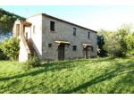 Rustico casale in Vendita in zona MONTEMASSI con giardino