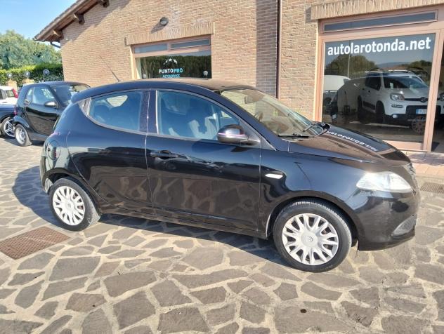 Lancia Ypsilon 1.2 69 CV 5 porte GPL Ecochic Elefantino - Foto 2