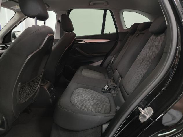BMW X1 xdrive25e Bus.Adv. auto Adap.Cruise CarPlay Navi - Foto 7