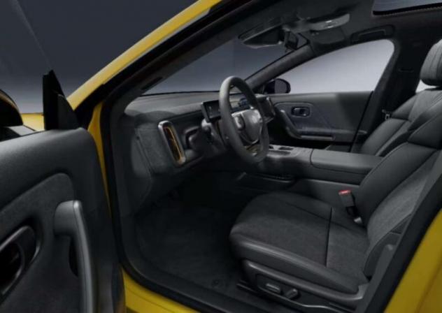 LEAPMOTOR 160kW (67,1 kWh) Design B05 rif. 23759394 - Foto 6