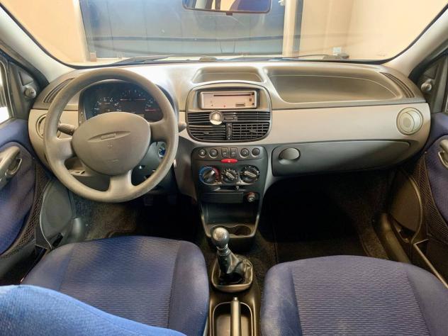 Fiat Punto 1.2i 16V cat 5 porte EL - Foto 6