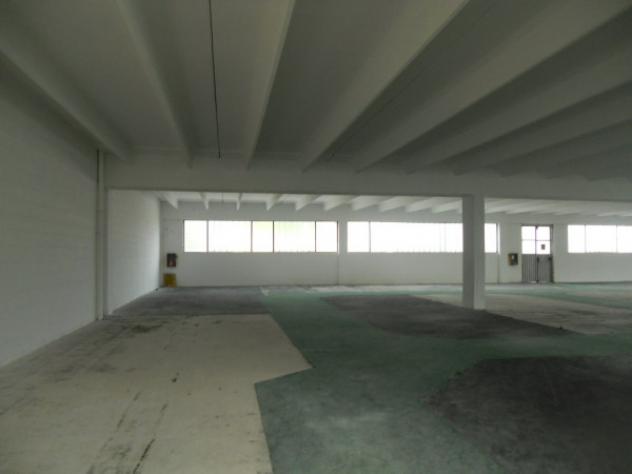 Immobile di 1000 m² in affitto a Settimo Milanese - Foto 10