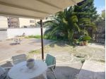 Guidonia. Appartamento entrata indipendente con giardino angolare