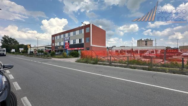 NEGOZIO PLURIVETRINE IN AFFITTO A BRUGHERIO - Foto 11